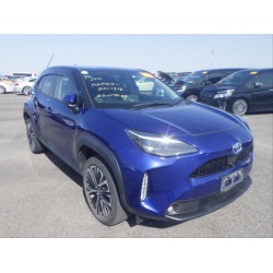 blue_yaris_cross_1
