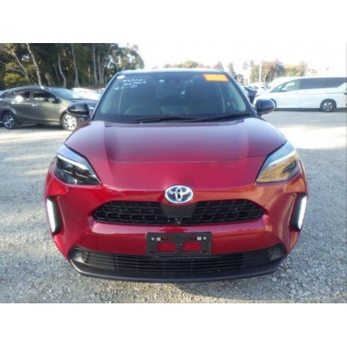 red_and_black_yaris_5